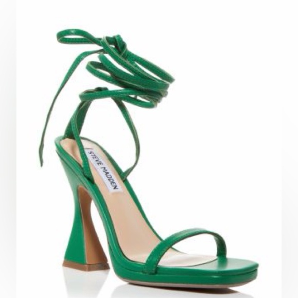 NEW STEVE MADDEN LAFFAYETTE GREEN HEELS